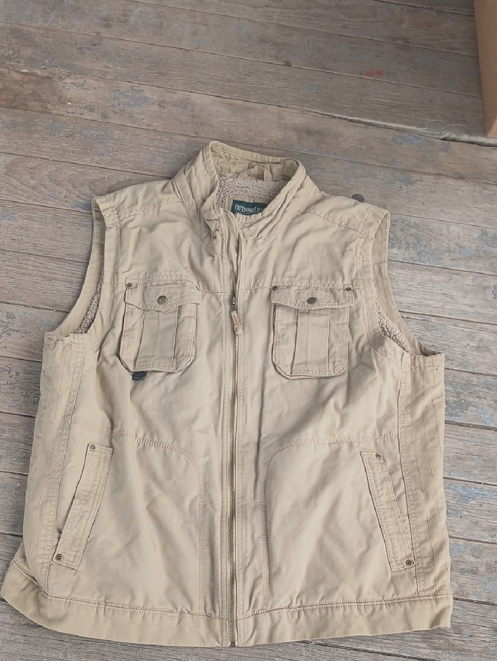 Outdoor Life Tan Sherpa Lined Vest with Teal Label Size XL